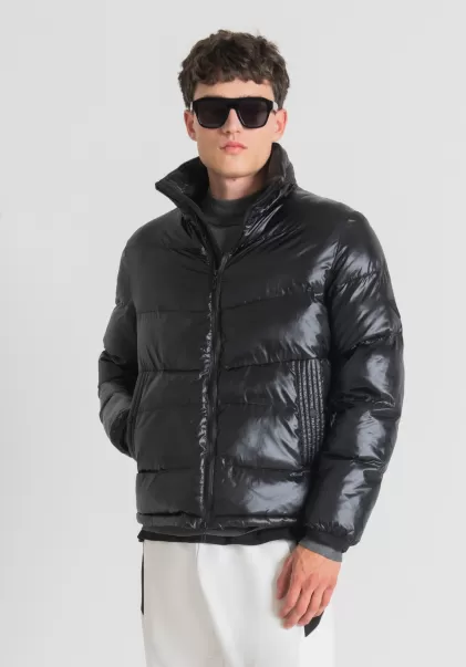 Antony Morato Schwarz Herren Jacke Regular Fit Mit Umweltfreundlicher Wattierung Mit Changierendem Effekt Jacken Und Mäntel