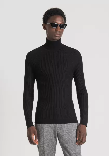 Strickwaren Pullover Slim Fit Aus Weichem Einfarbigem Elastischem Viskosemischgarn Herren Schwarz Antony Morato