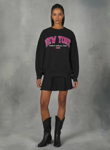 Crewneck College Comfort Fit Sweatshirt Bk1 Black Frauen Alcott Hersteller Sweatshirts