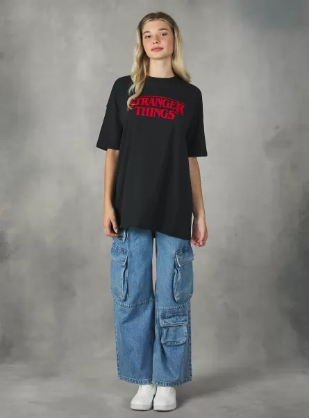 T-Shirt Frauen Stranger Things / Alcott Oversized T-Shirt Bk1 Black Rabattmarken